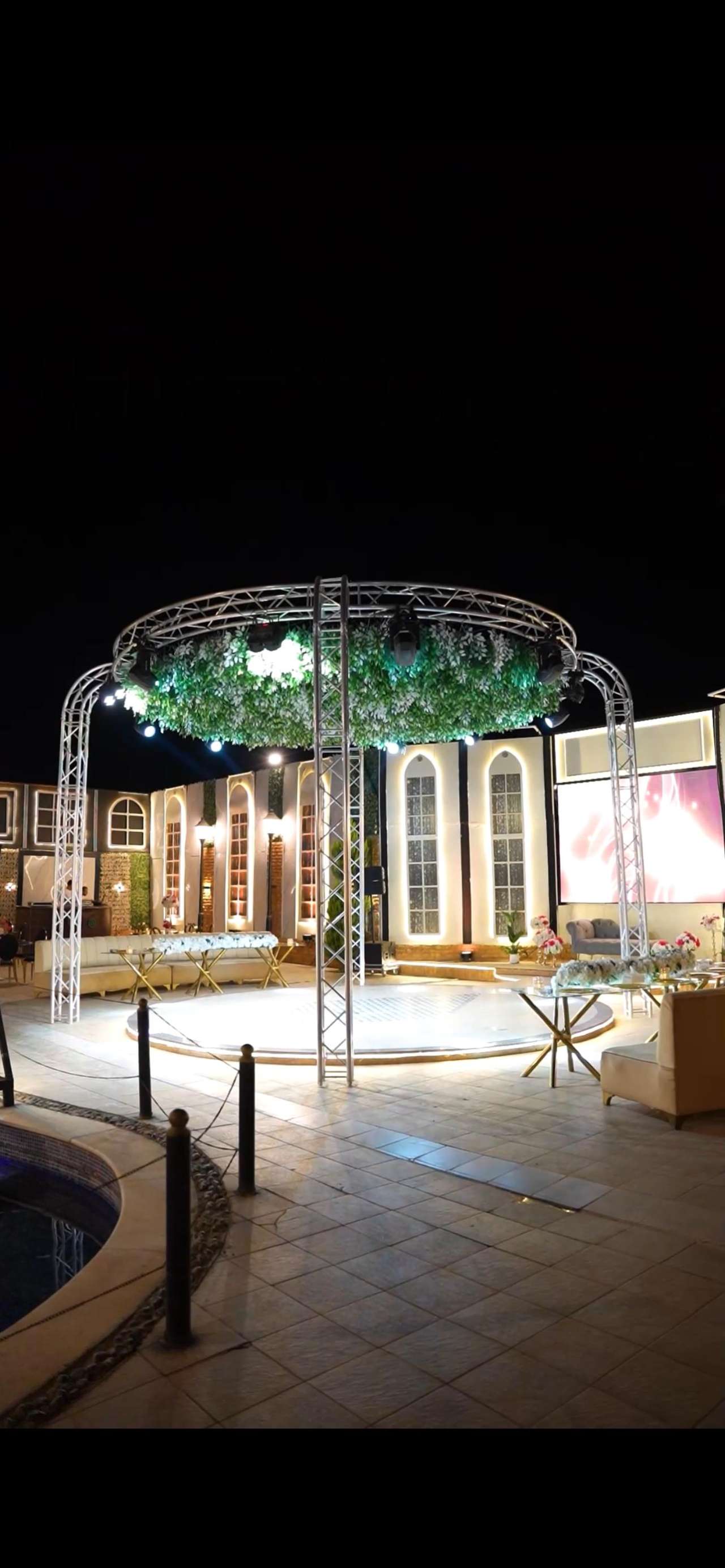 مزرعة يلدز للمناسبات والأفراح بتصميم حديث وأجواء فخمة أفضل مزرعة مناسبات لعام 2026 – مزرعة يلدز بإطل