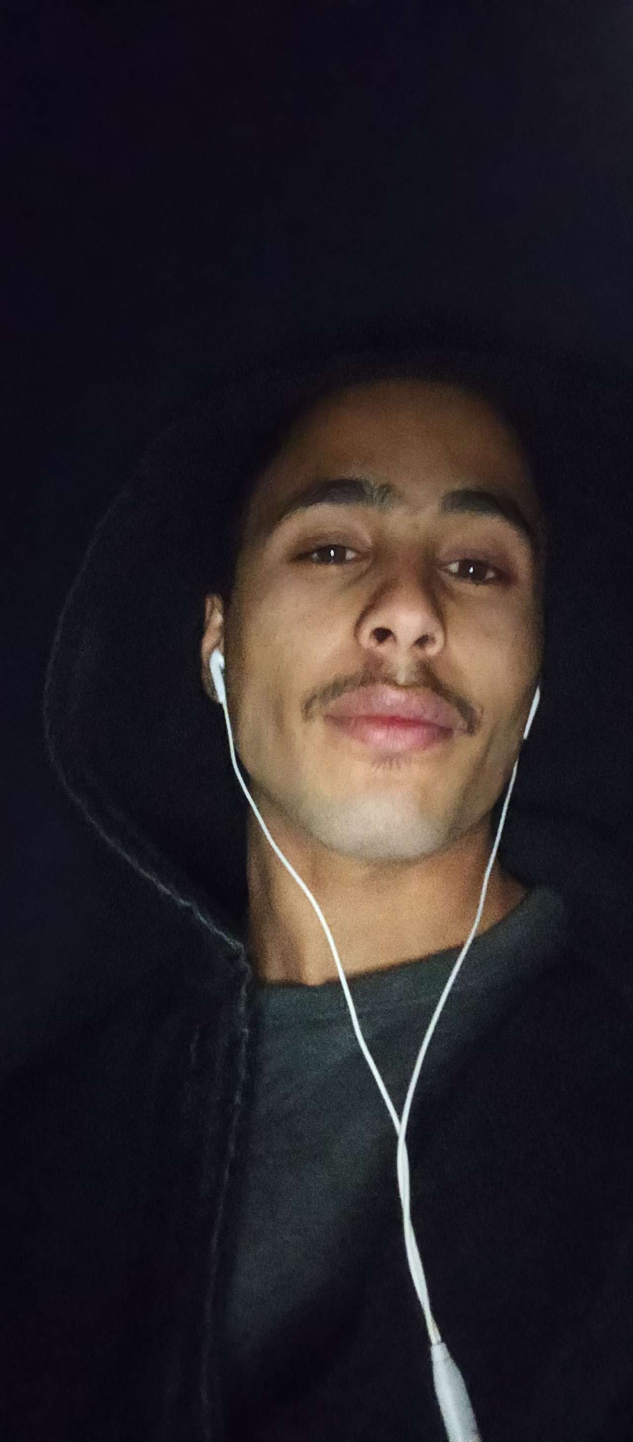 عـزّام